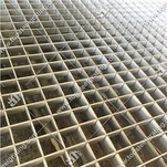 Nerūsējošā tērauda stieņu režģis